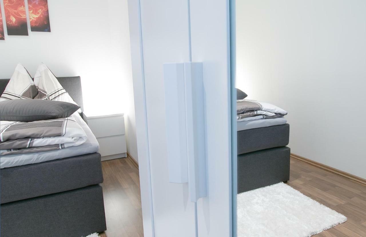 Laguna Apartment Виена Екстериор снимка